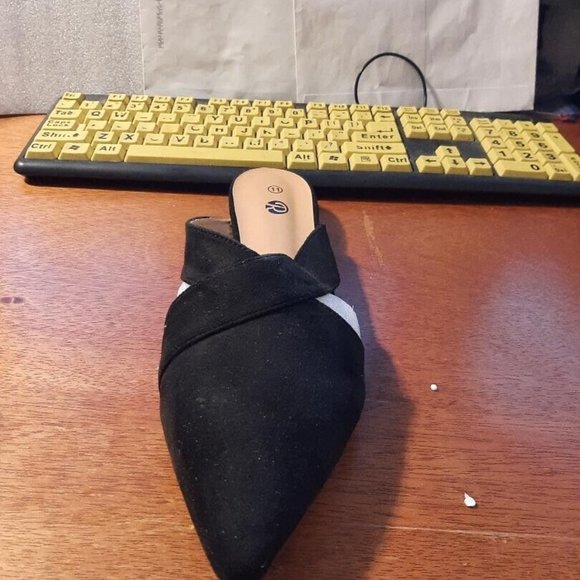 Rekayla Women’s Mules Closed Pointed Toe Backless Loafer Black Sz11 Worn Once - Picture 3 of 6